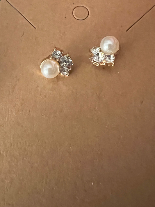 Pearl and Zirconia studs